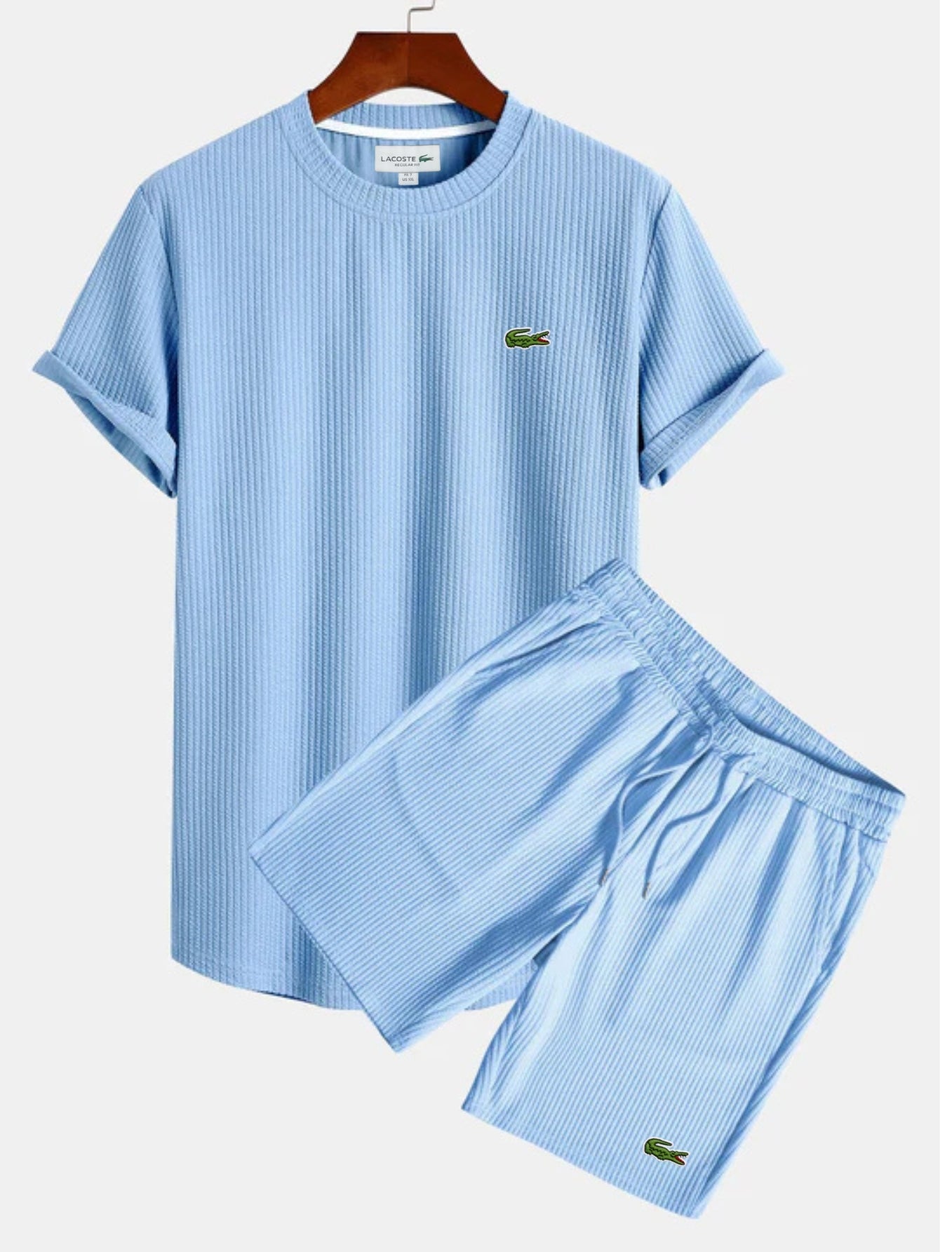 LАСОЅТЕ - Summer Set in Casual Style